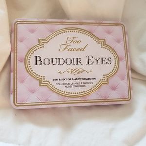 Too Faced Budoir Eyes Palette